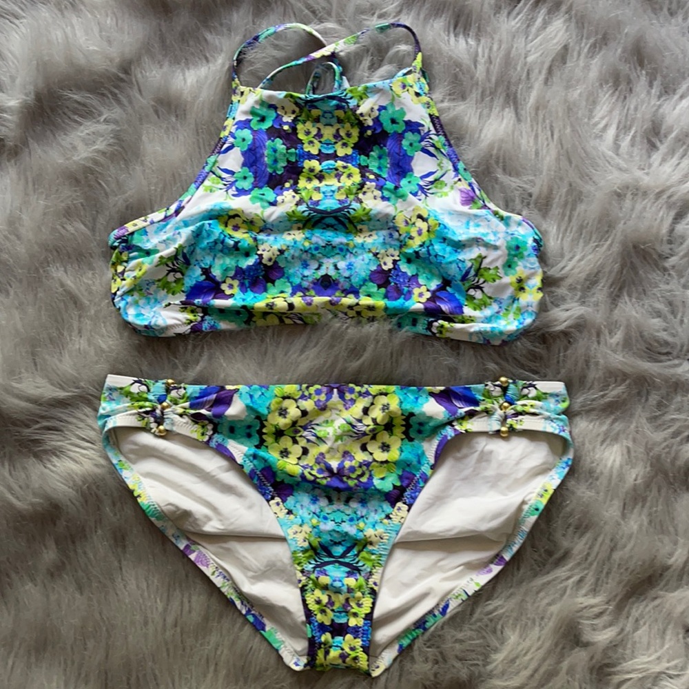Floral 2 piece bikini